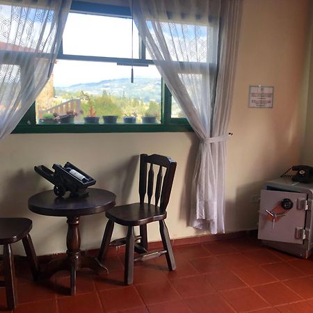 Hotel Cabanas San Cayetano Paipa Exteriér fotografie