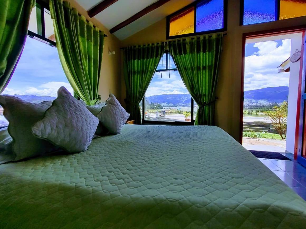 Hotel Cabanas San Cayetano Paipa Exteriér fotografie