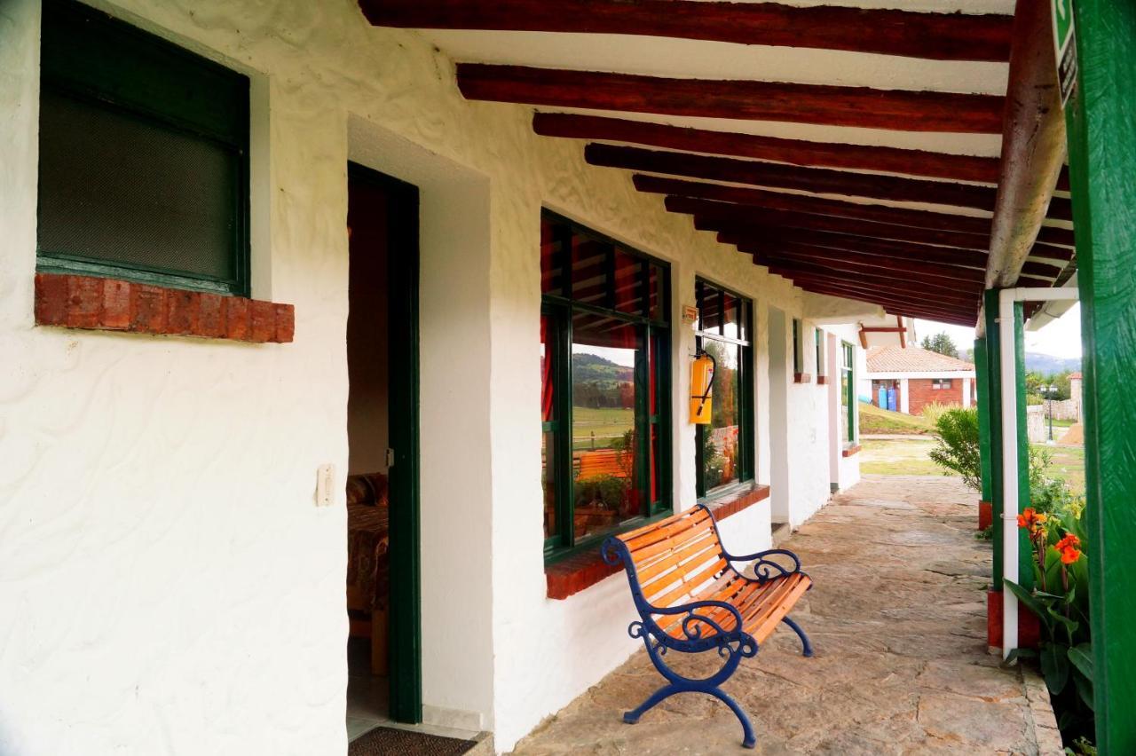 Hotel Cabanas San Cayetano Paipa Exteriér fotografie