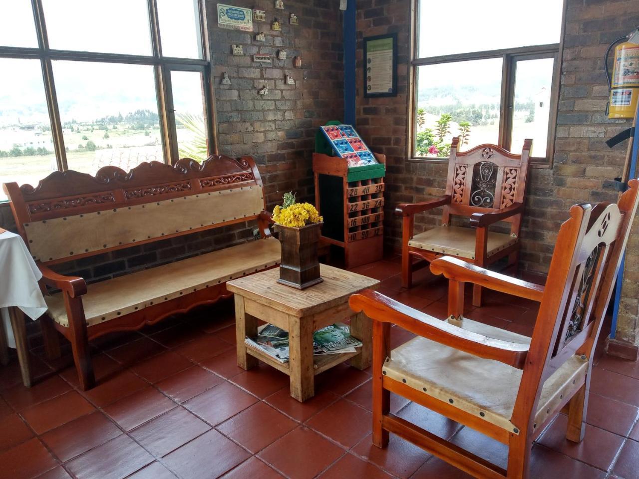 Hotel Cabanas San Cayetano Paipa Exteriér fotografie